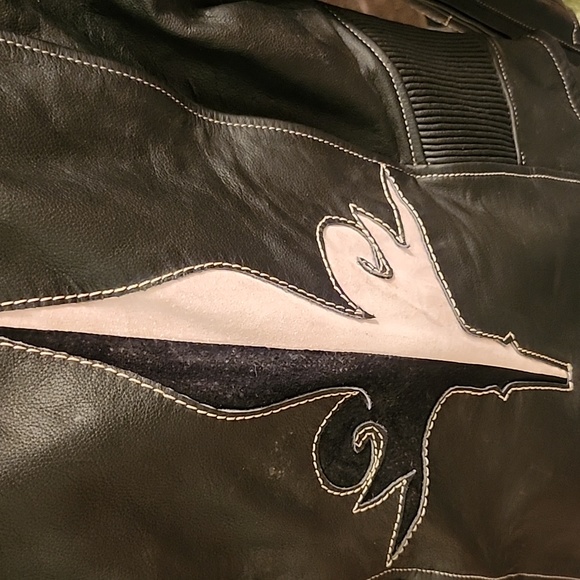 Ladies Motorcycle Jacket Thick Leather BY First Gear size Med but fit like a S - Picture 2 of 7